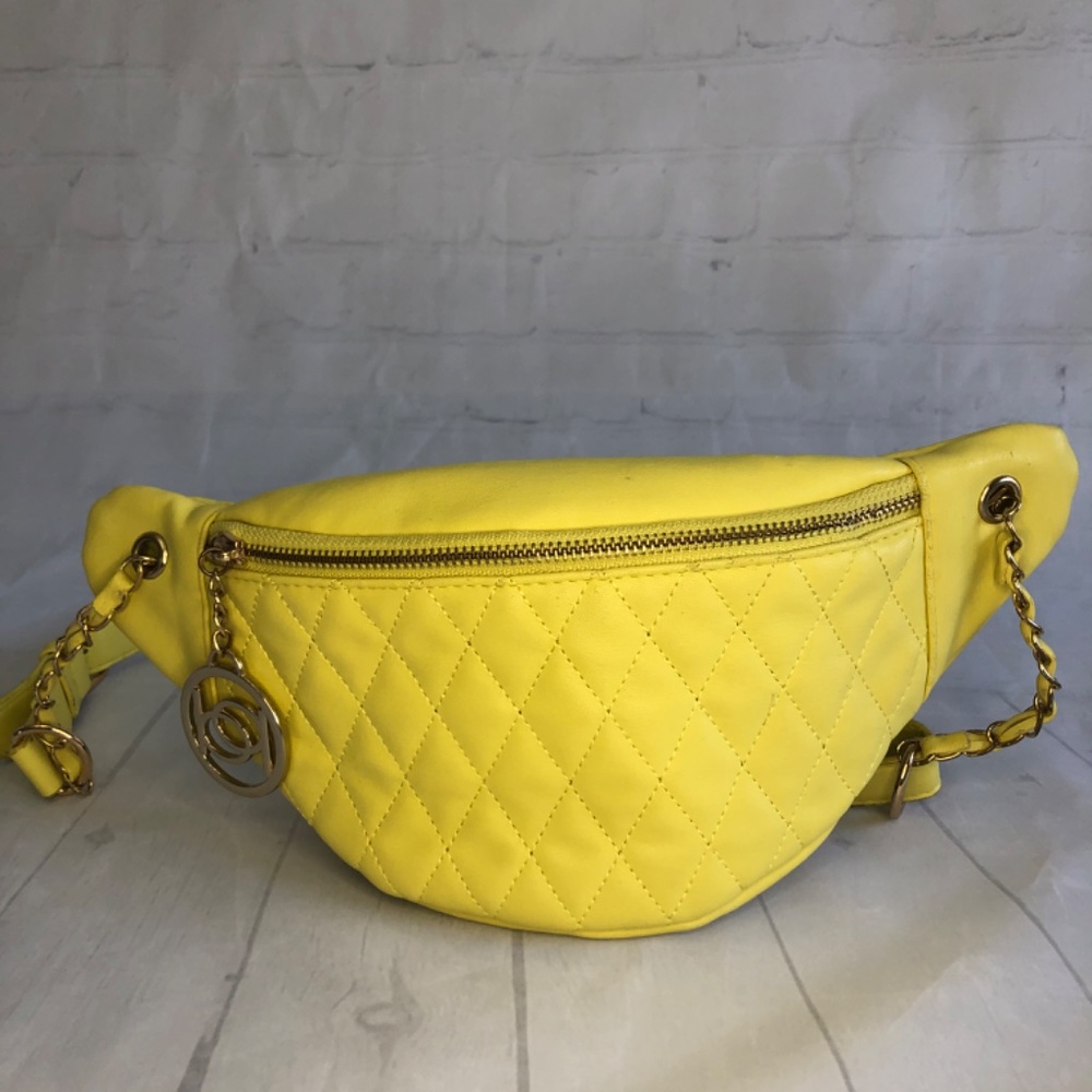 Bebe Los Angeles Lia sling bag/Fanny pack